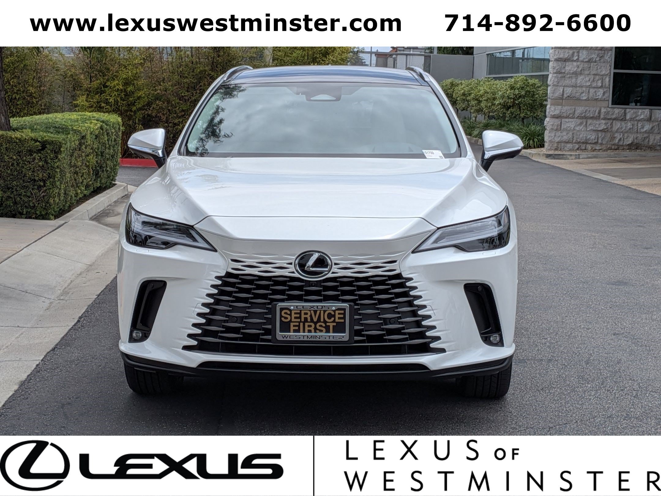 New 2026 Lexus RX 450h AWD image 2