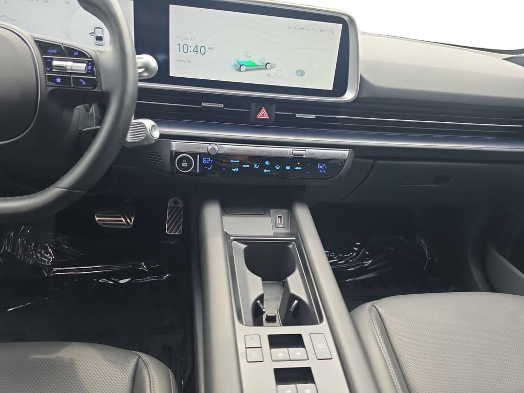 Certified 2024 Hyundai Ioniq 6 Limited RWD image 14