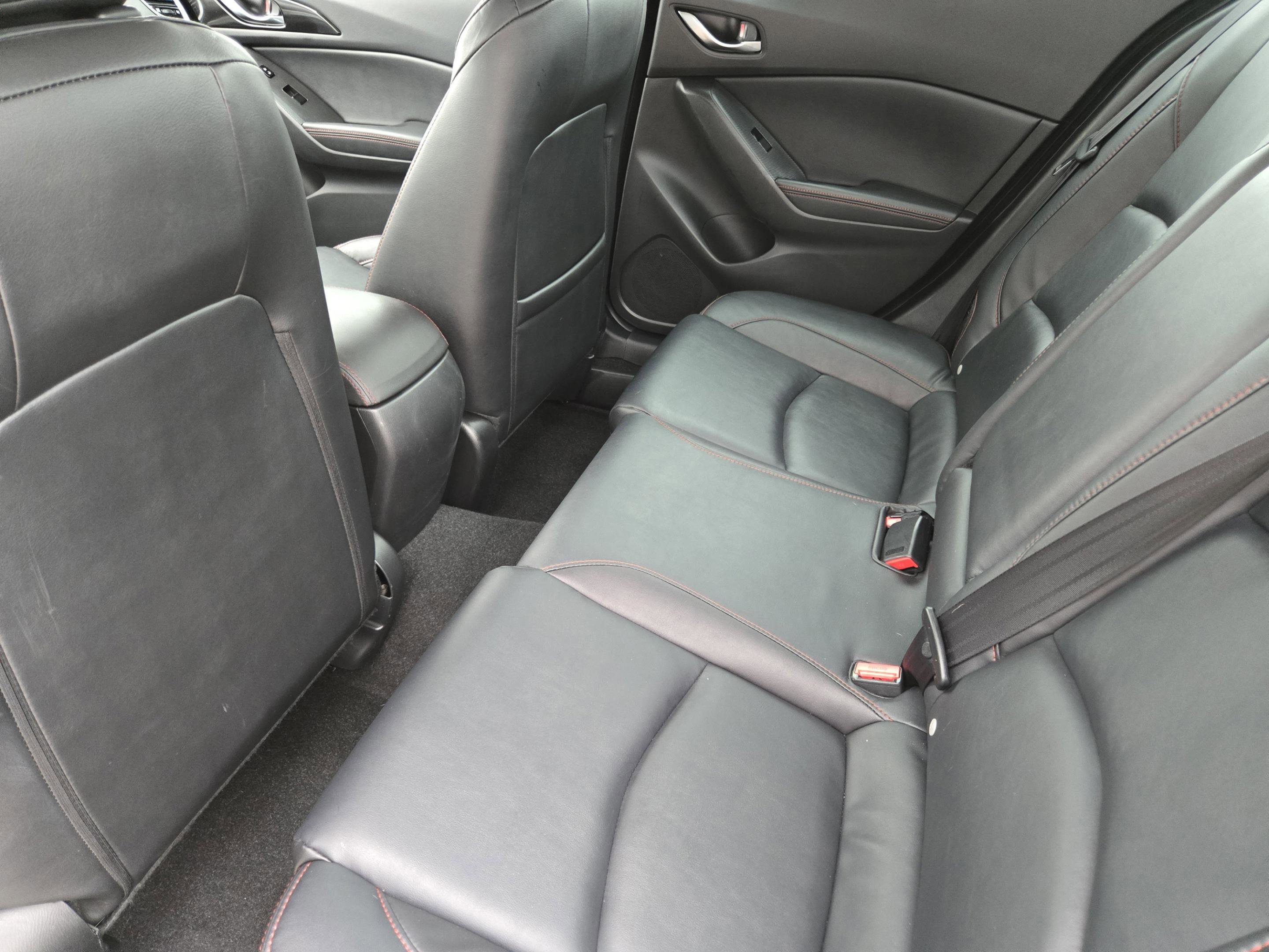 Used 2015 MAZDA MAZDA3 s Touring FWD image 26