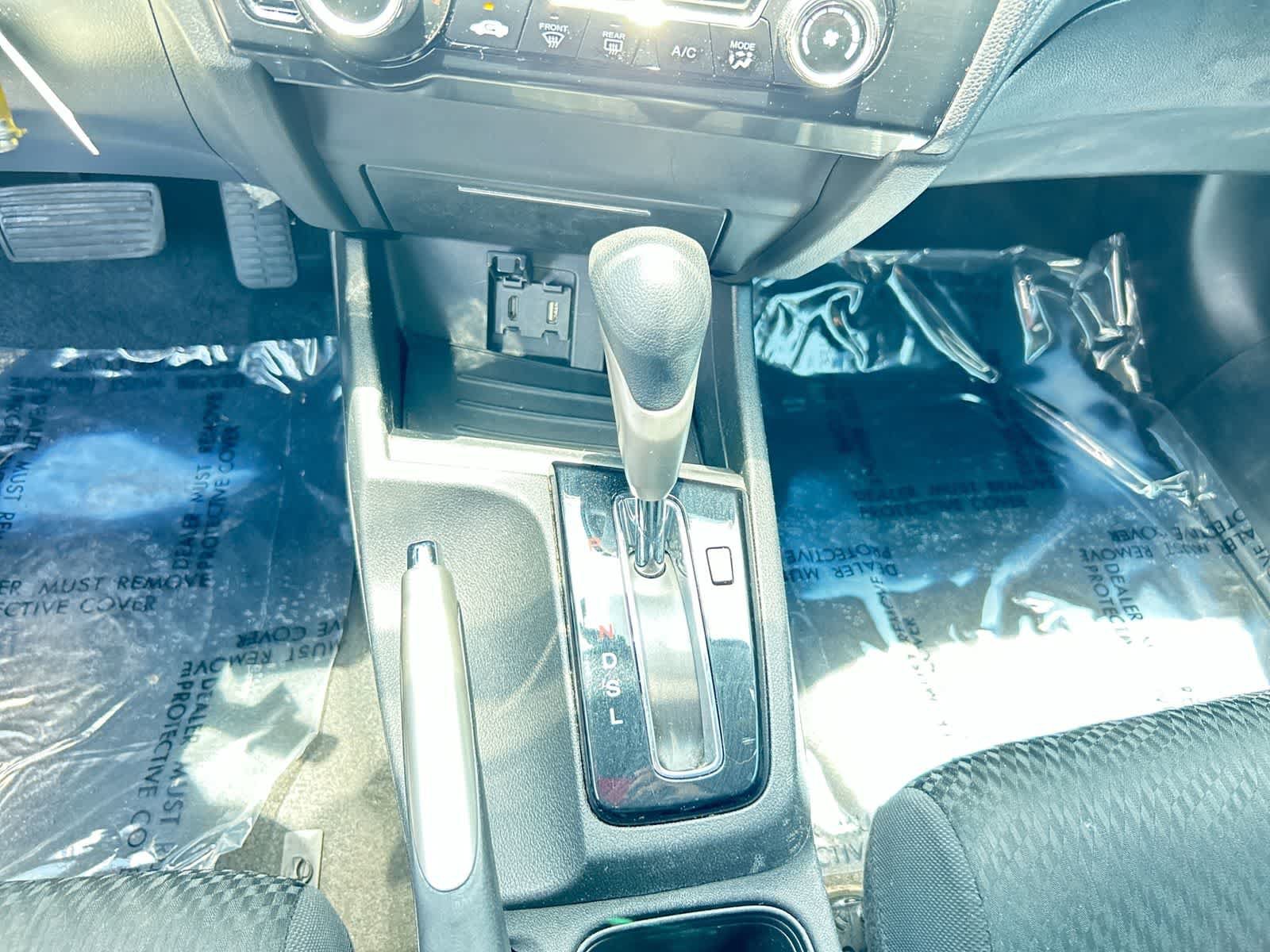Used 2015 Honda Civic SE image 18