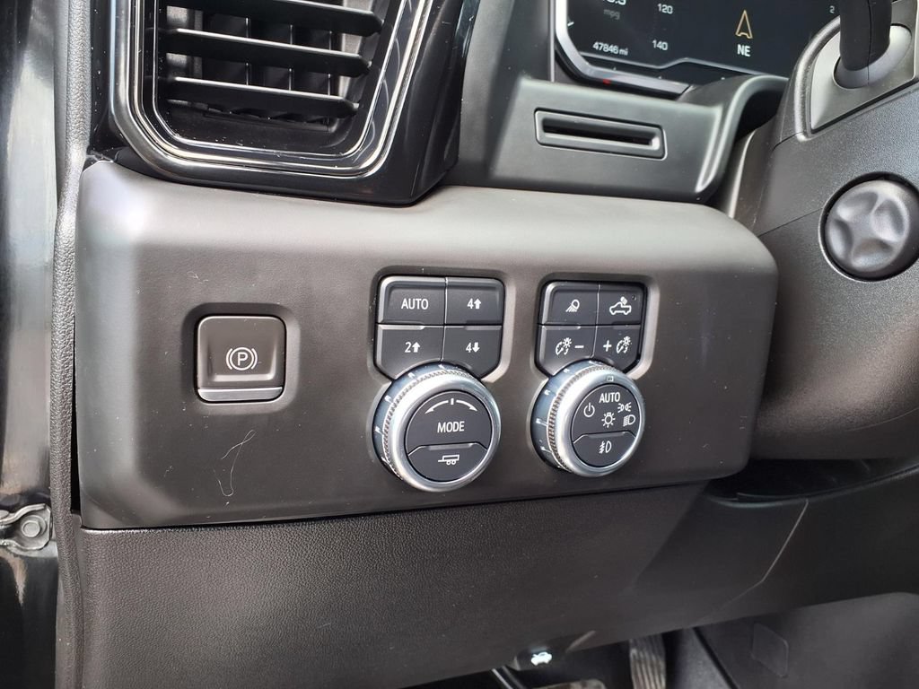 Used 2023 GMC Sierra 1500 AT4 w/ AT4 Preferred Package AWD/4WD image 27