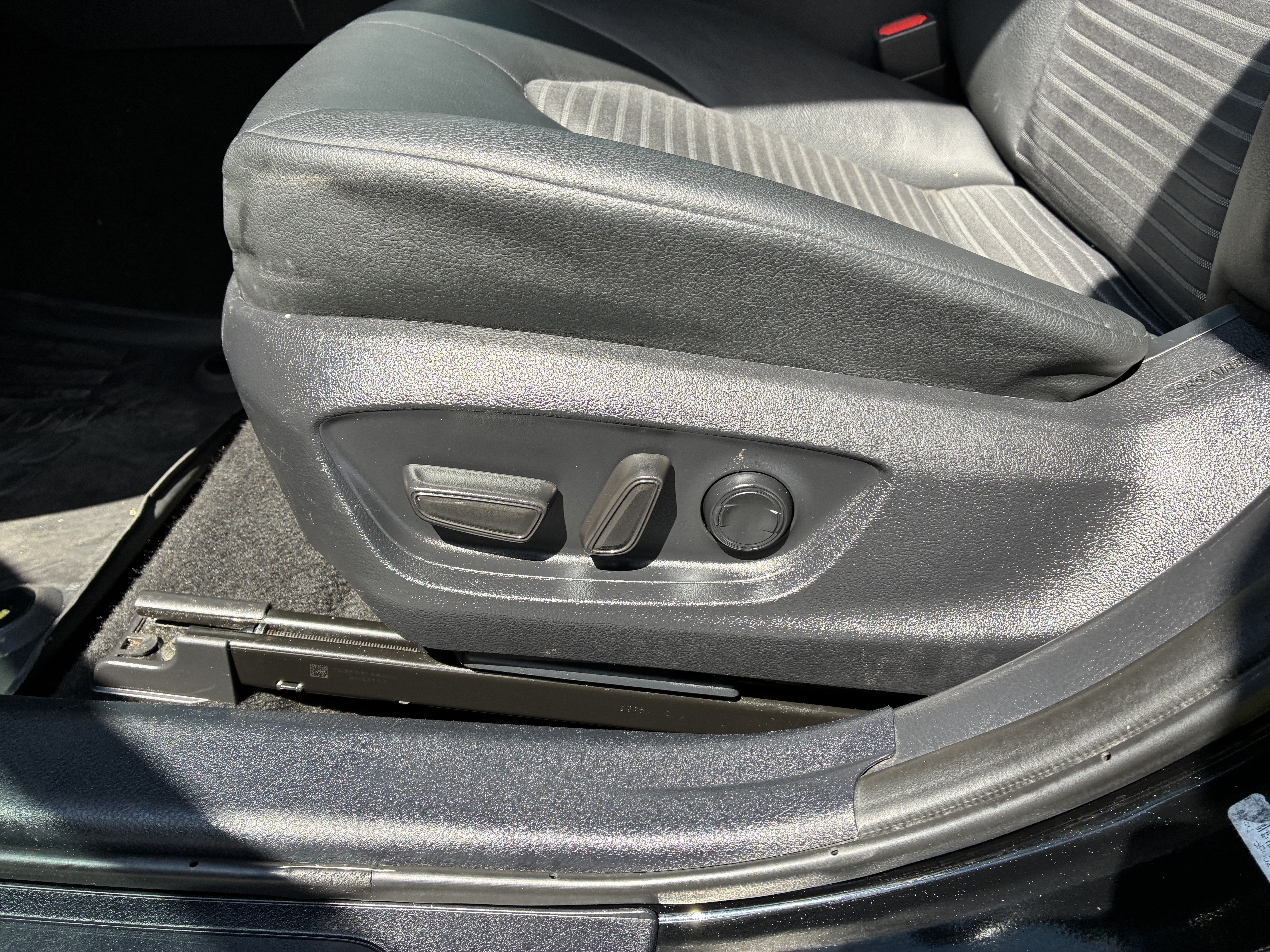 Used 2024 Toyota Camry SE FWD image 23