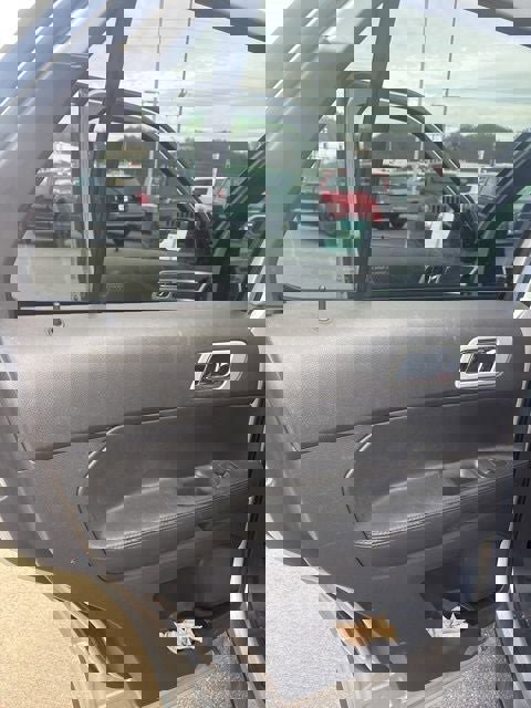 Used 2013 Ford Explorer XLT image 60