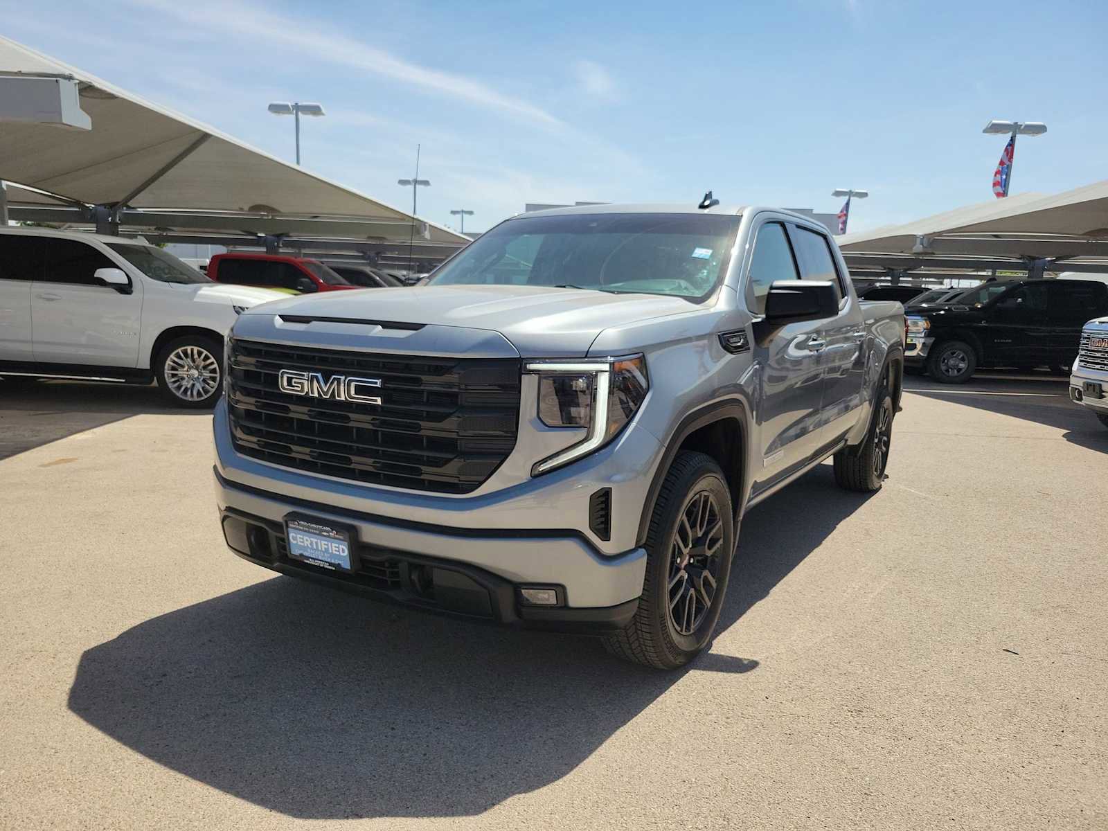 Used 2026 GMC Sierra 1500 Elevation image 1