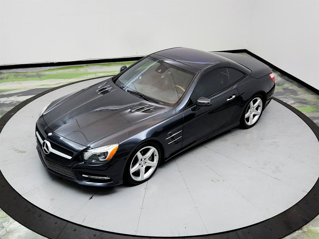Used 2013 Mercedes-Benz SL 550 image 27