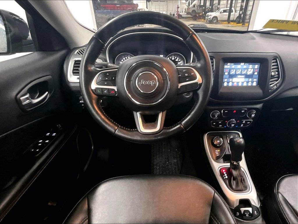 Used 2021 Jeep Compass Latitude w/ Convenience Group image 17