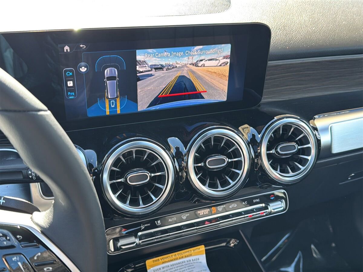 New 2026 Mercedes-Benz GLB 250 image 19