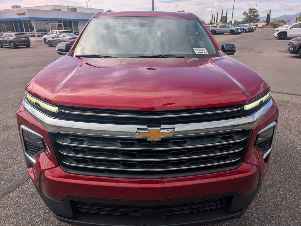 New 2025 Chevrolet Traverse LT w/ Sun and Wheel Package image 8