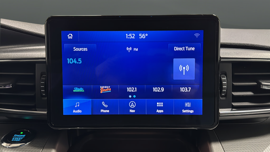 Used 2021 Ford Explorer XLT w/ Equipment Group 202A AWD/4WD image 29