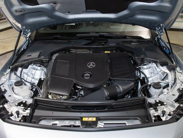 Used 2026 Mercedes-Benz CLE 300 4MATIC Cabriolet image 5