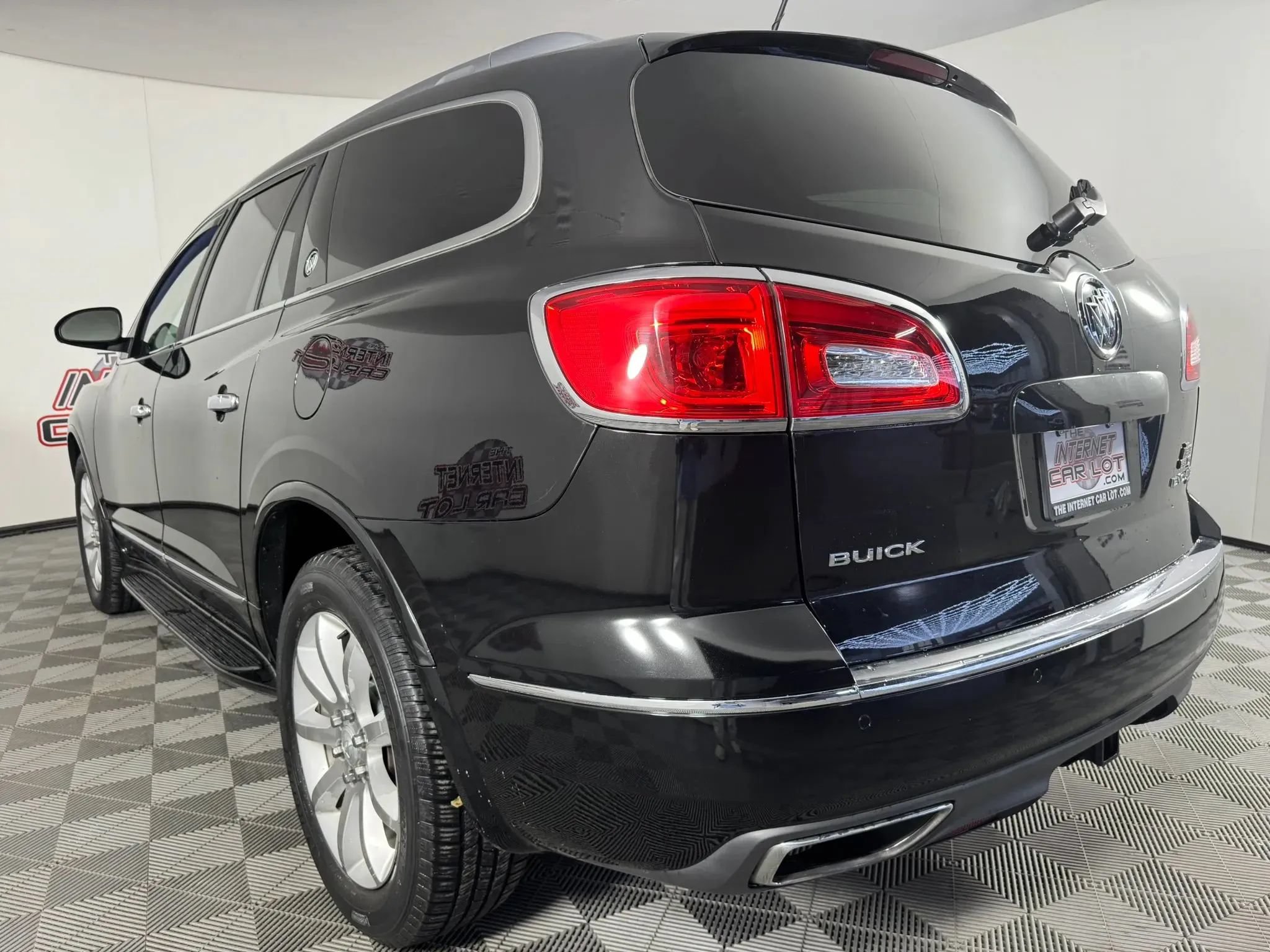 Used 2017 Buick Enclave Premium w/ Experience Buick Package AWD/4WD image 27