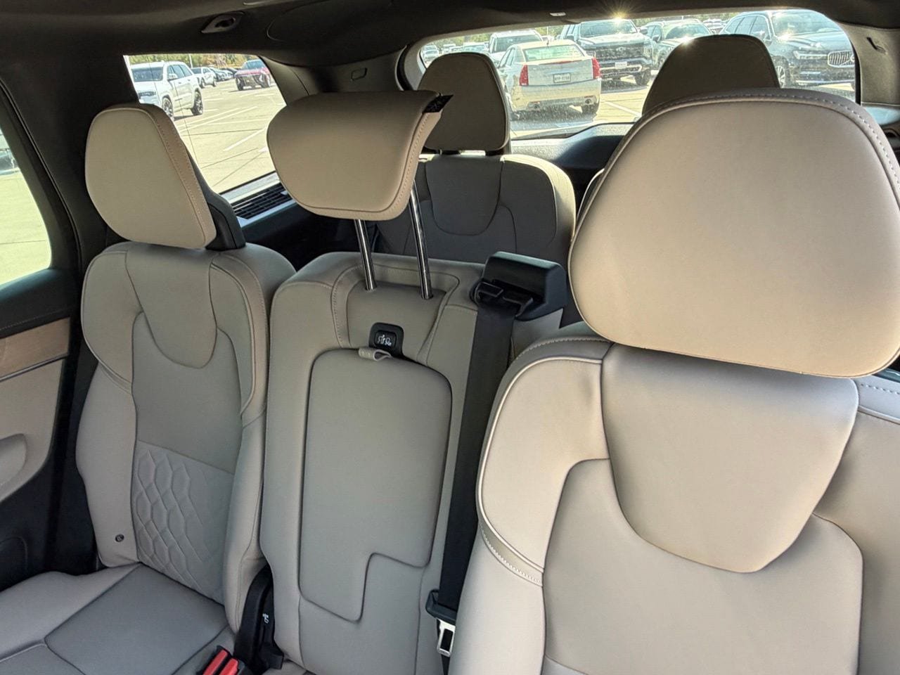 New 2026 Volvo XC90 T8 Plus AWD/4WD image 23
