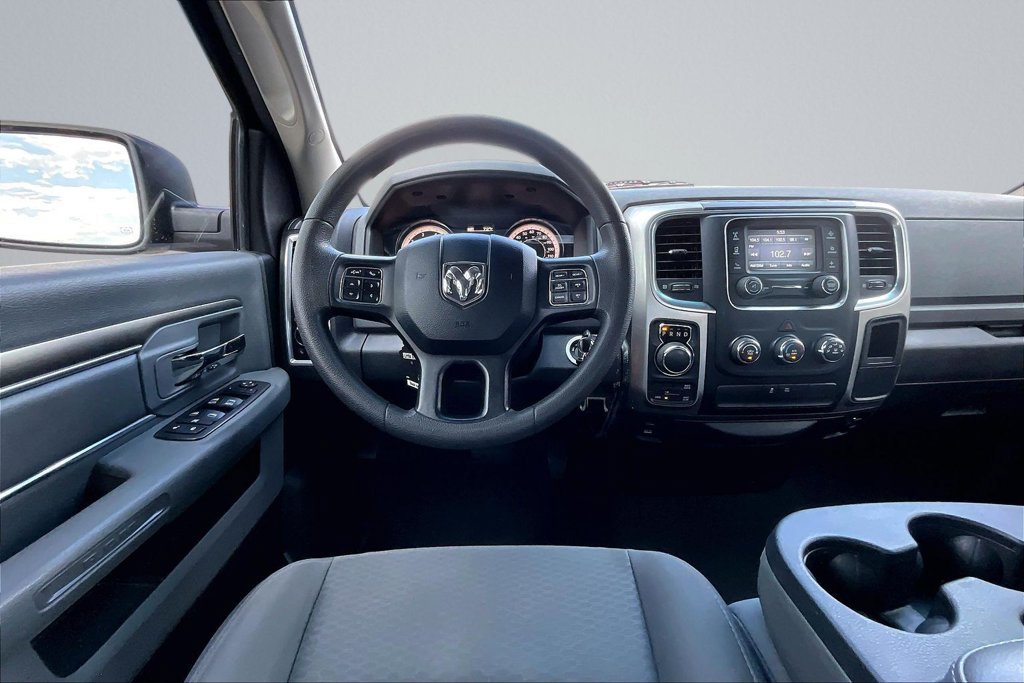 Used 2018 RAM 1500 Classic SLT AWD/4WD image 5