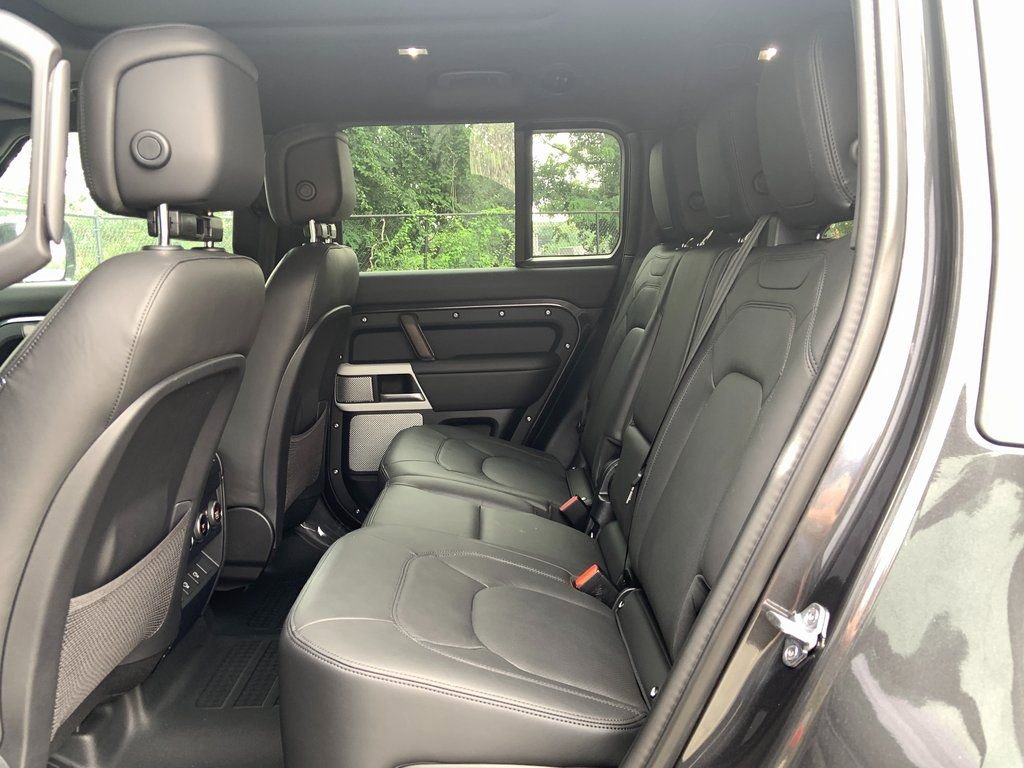 New 2024 Land Rover Defender 130 S image 13