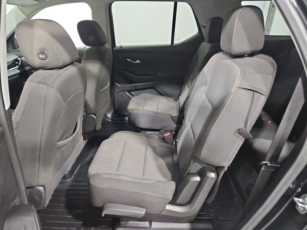 Used 2020 Chevrolet Traverse LT w/ Driver Confidence II Package image 25