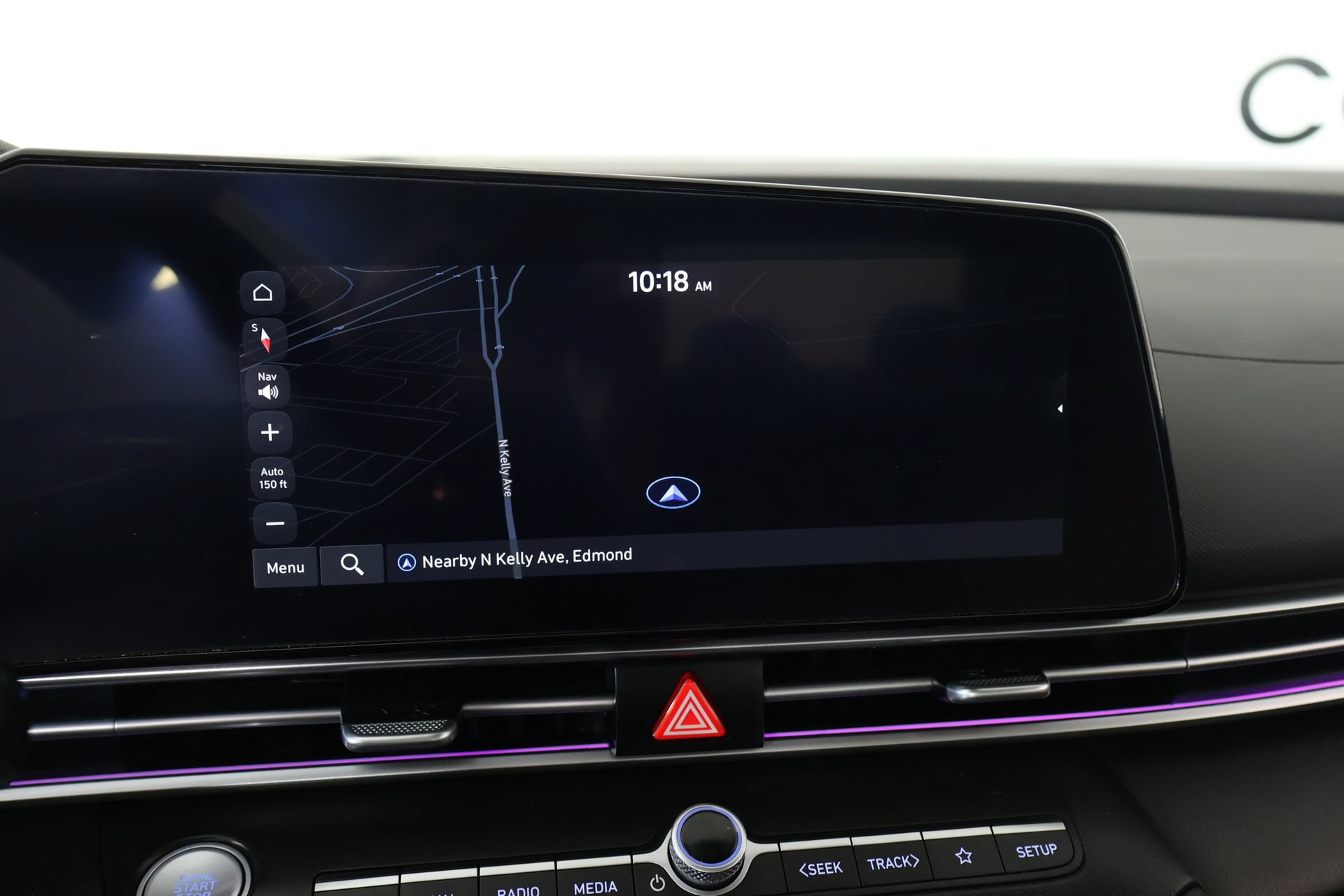 Certified 2025 Hyundai Elantra Limited FWD image 7