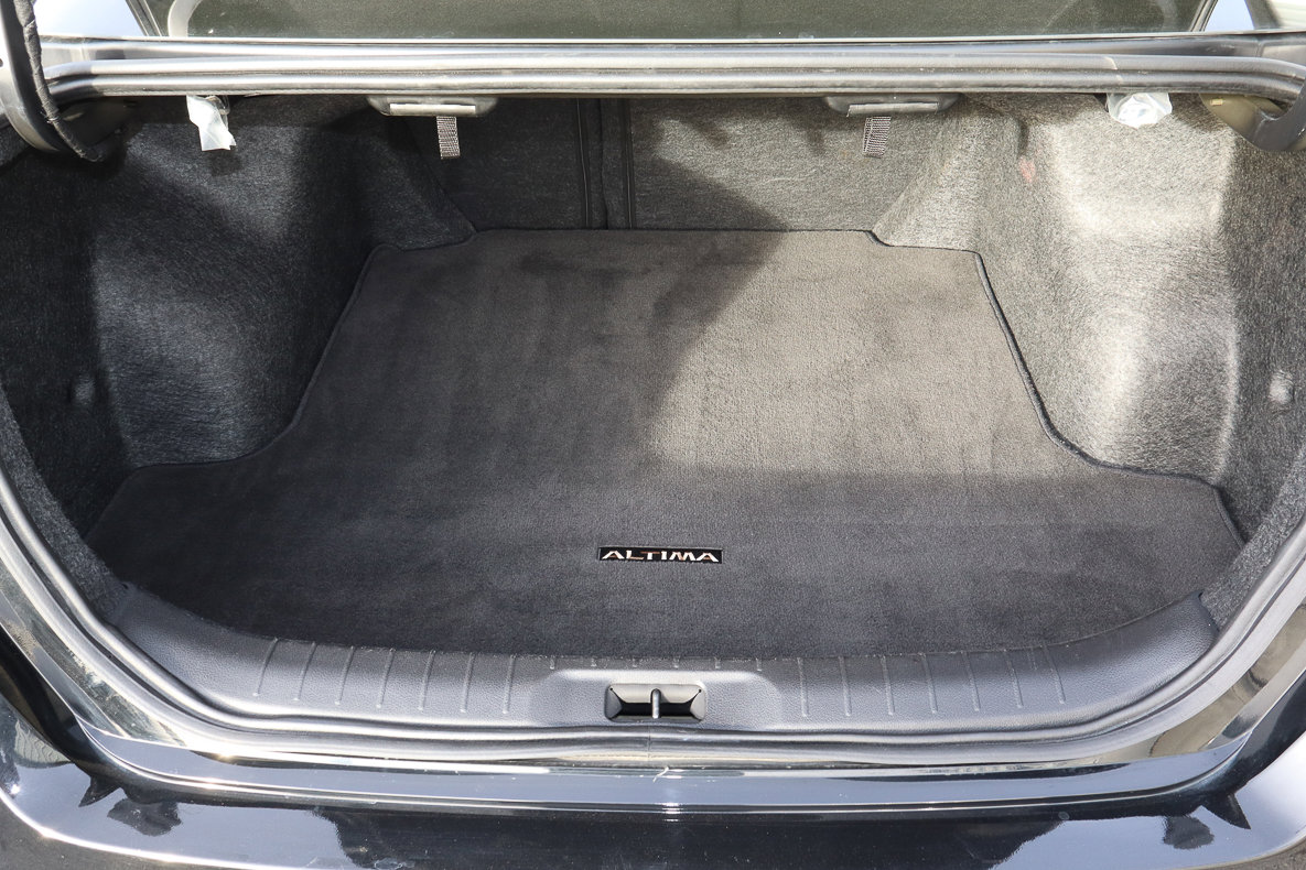 Used 2024 Nissan Altima 2.5 SR image 9