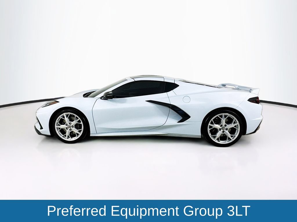 Used 2023 Chevrolet Corvette Stingray Premium Cpe w/ Z51 Performance Package RWD image 4