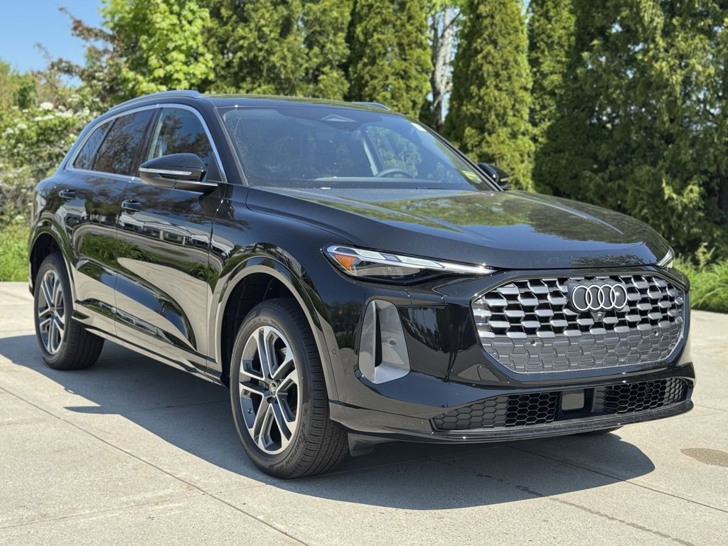 New 2025 Audi Q5 Premium