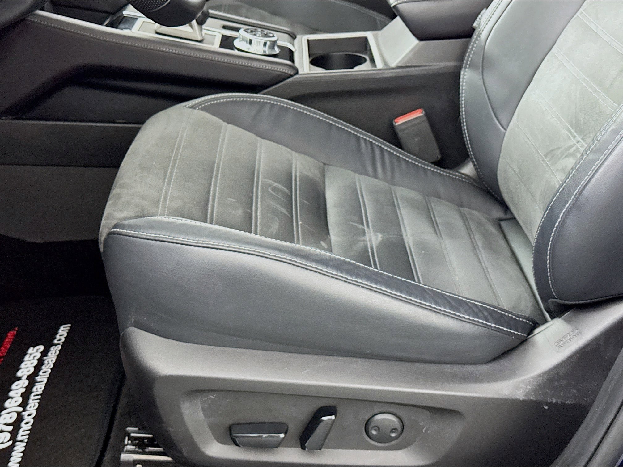Used 2023 Mitsubishi Outlander SE AWD/4WD image 20