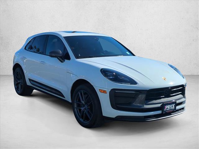 Used 2025 Porsche Macan Turbo AWD/4WD image 3