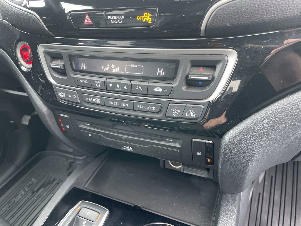 Used 2022 Honda Pilot Touring image 29