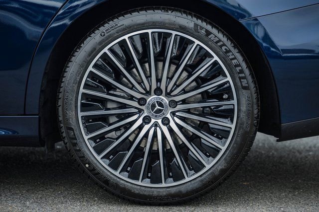 New 2026 Mercedes-Benz E 350 4MATIC Sedan image 18