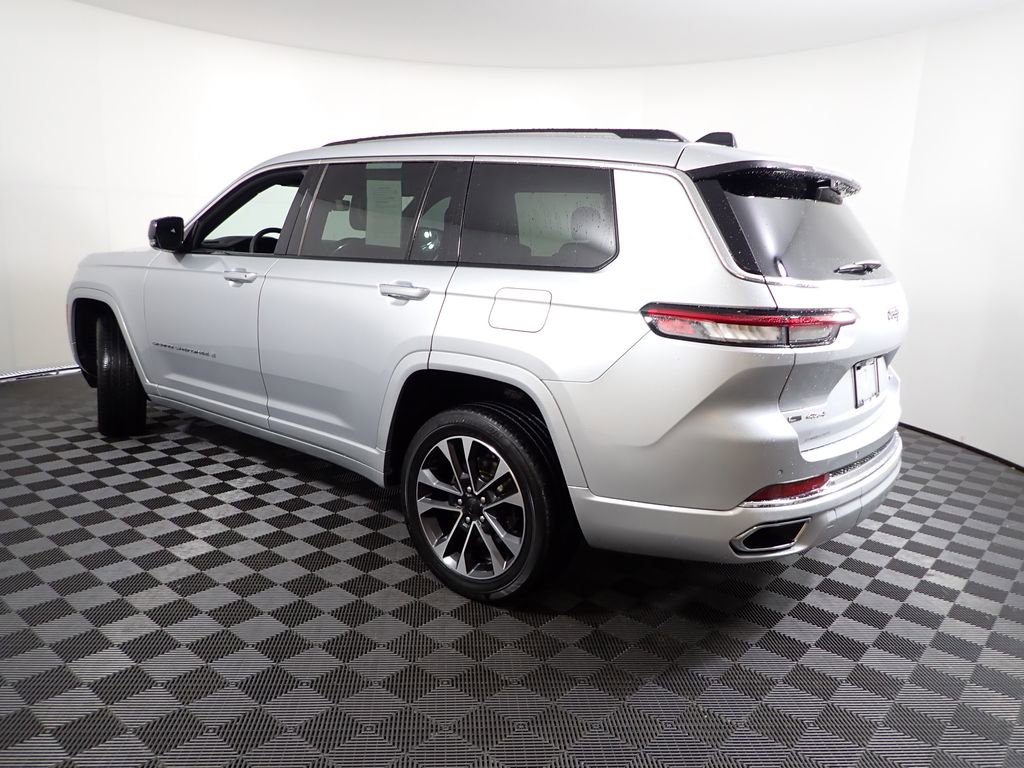 Used 2023 Jeep Grand Cherokee L Overland w/ Luxury Tech Group IV AWD/4WD image 14