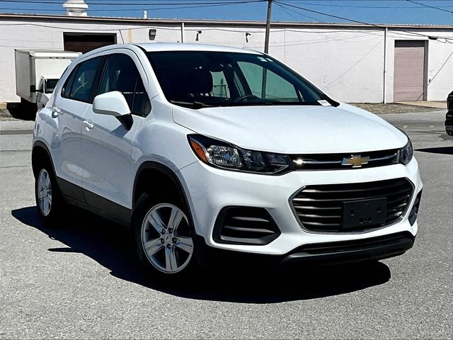 Used 2020 Chevrolet Trax LS image 1