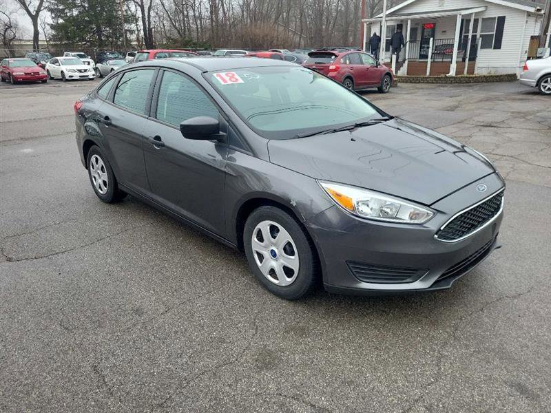 Used 2018 Ford Focus S image 3