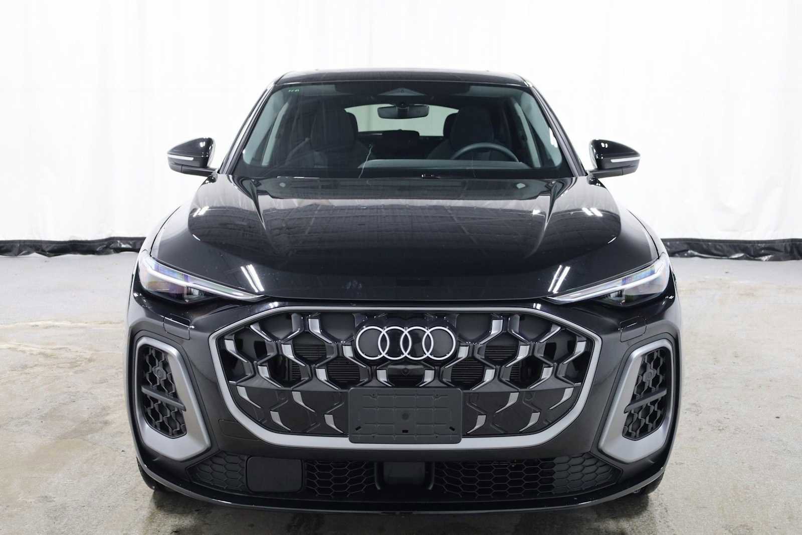 Certified 2025 Audi Q5 Prestige image 14