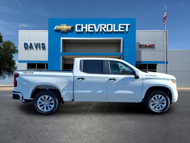 New 2026 Chevrolet Silverado 1500 Custom AWD/4WD image 2