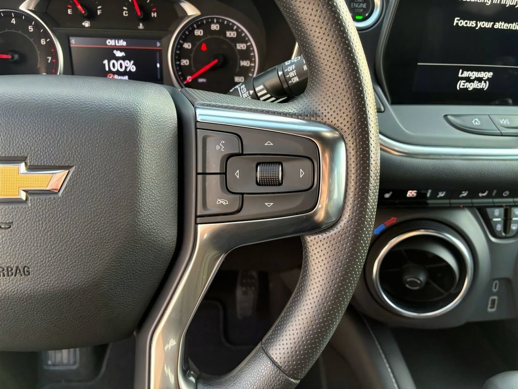 Used 2025 Chevrolet Blazer LT AWD/4WD image 17
