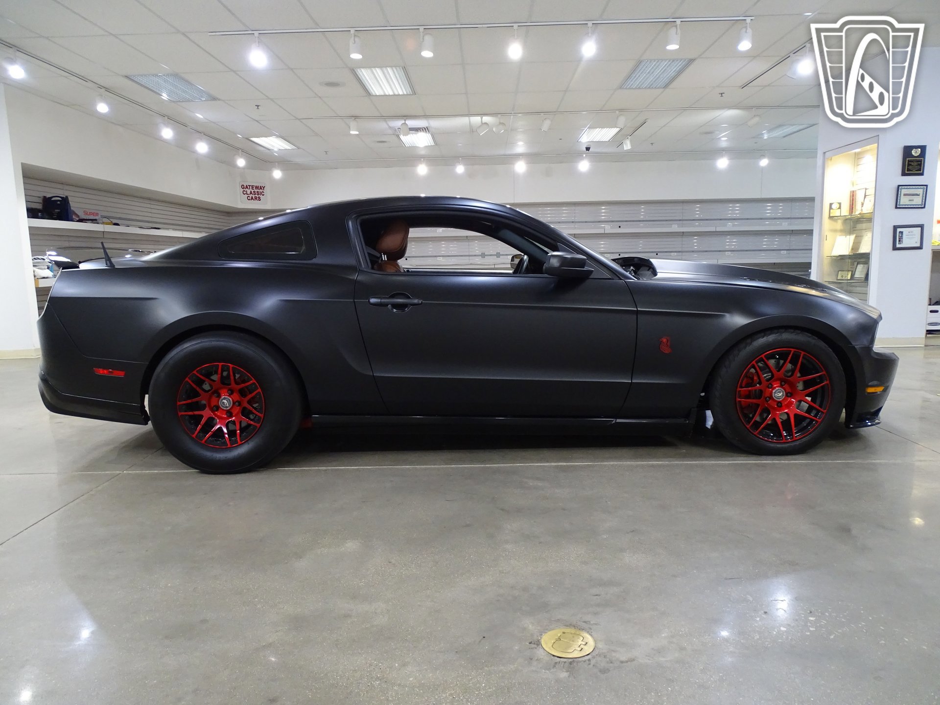 Used 2011 Ford Mustang GT Premium w/ Comfort Pkg image 18