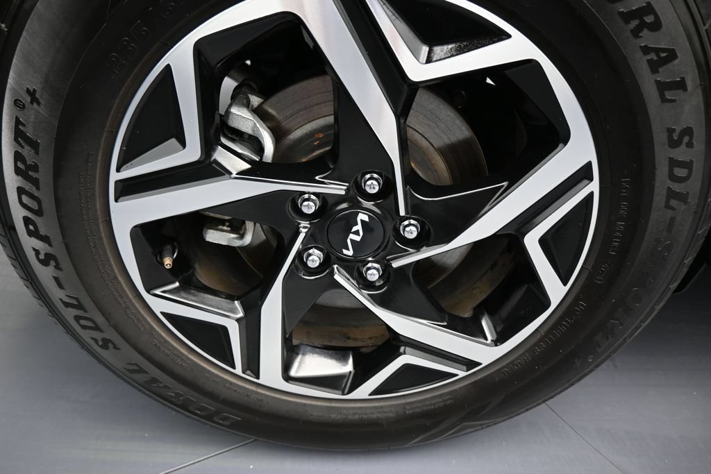 Used 2023 Kia Sportage LX AWD/4WD image 41