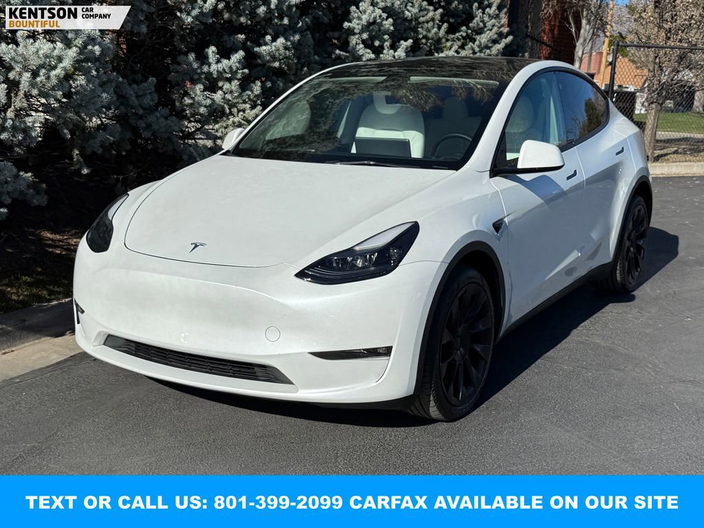 Used 2023 Tesla Model Y Long Range image 3