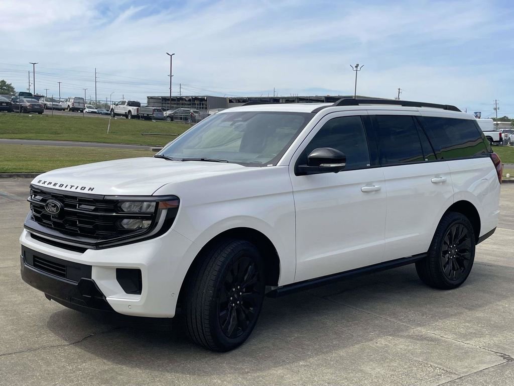 New 2025 Ford Expedition Platinum w/ Stealth Appearance Package image 7