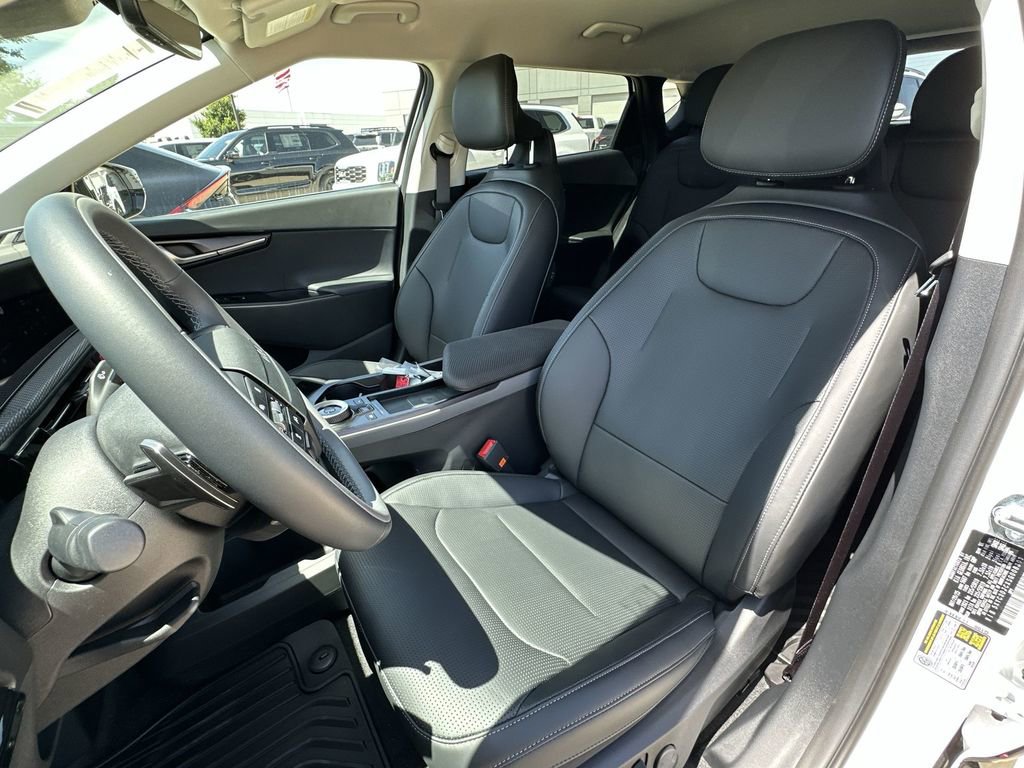New 2025 Kia EV6 Wind AWD/4WD image 14