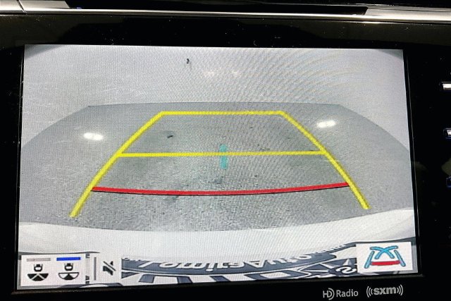 Used 2019 Toyota Camry XSE FWD image 18