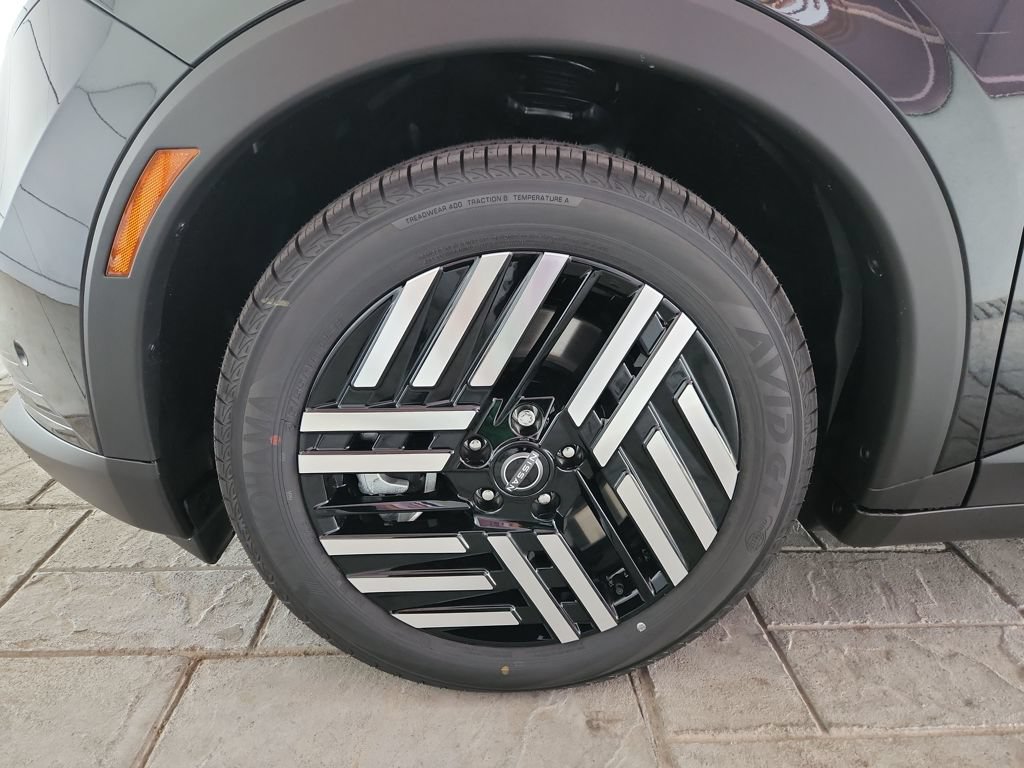 New 2026 Nissan Leaf SV+ FWD image 24