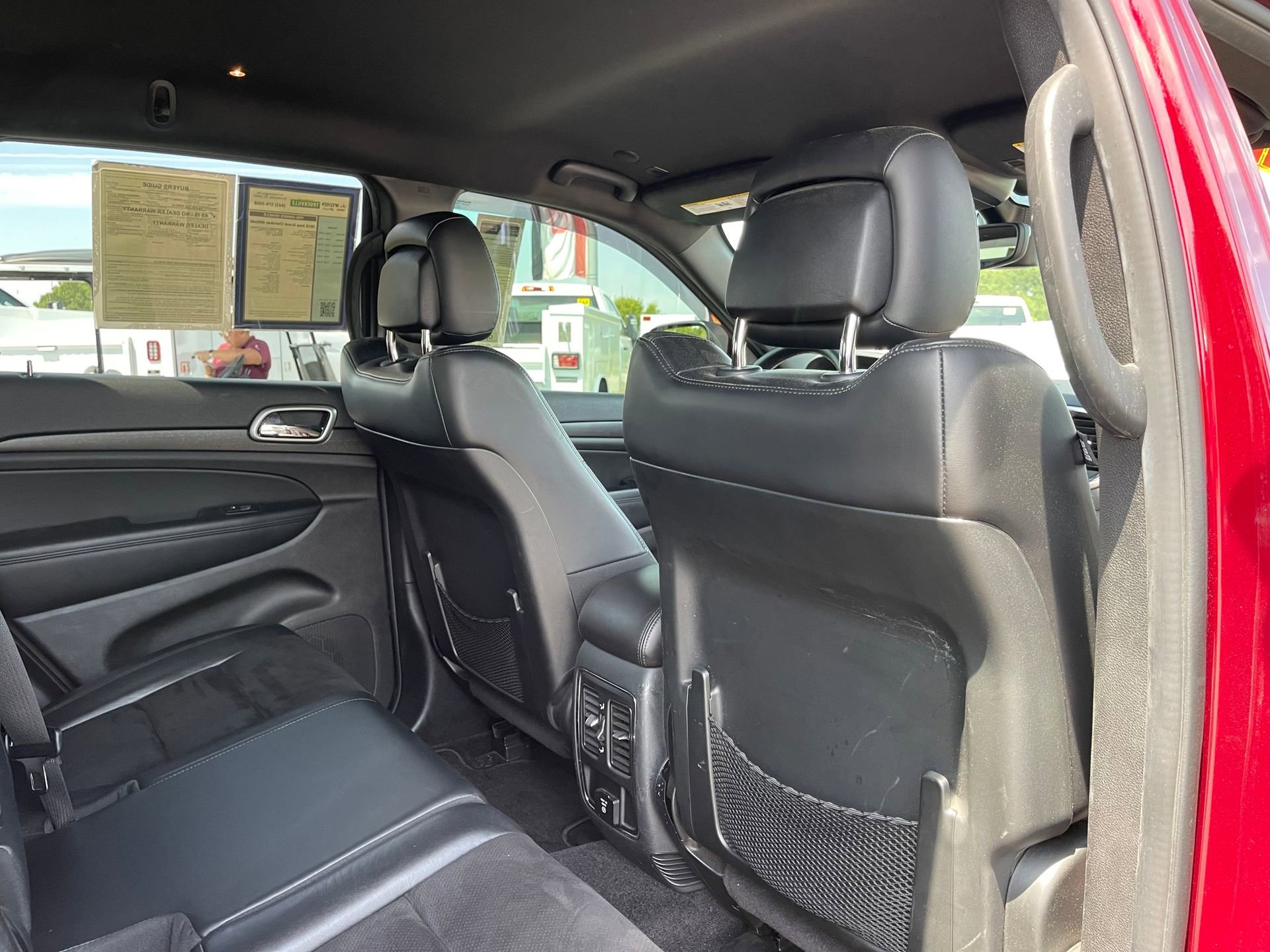 Used 2018 Jeep Grand Cherokee Altitude image 24