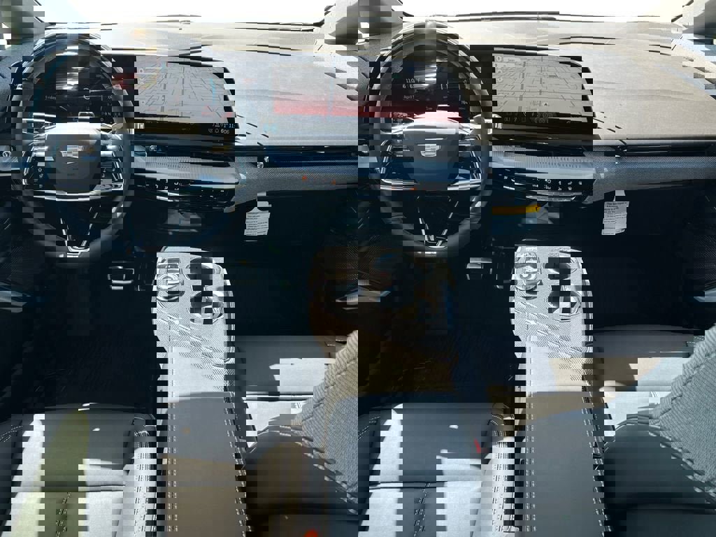 New 2026 Cadillac Optiq Luxury 1 w/ LPO, Floor Liner Package image 12