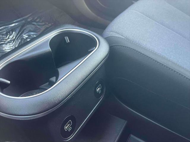 Used 2024 Hyundai Ioniq 5 SE image 32