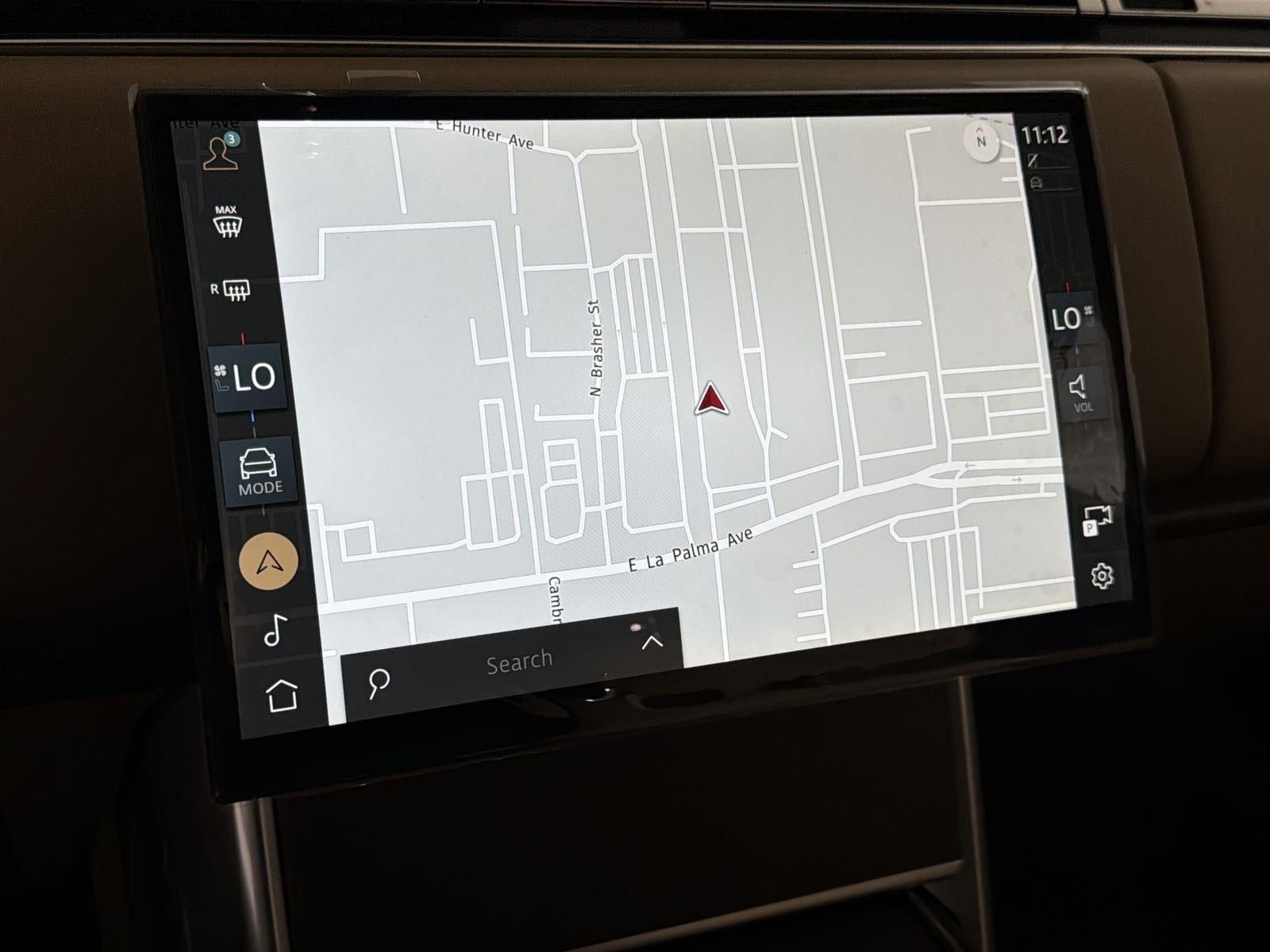 New 2026 Land Rover Range Rover SE image 14