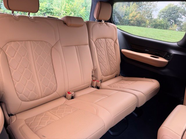Used 2023 Jeep Grand Wagoneer Series III AWD/4WD image 26