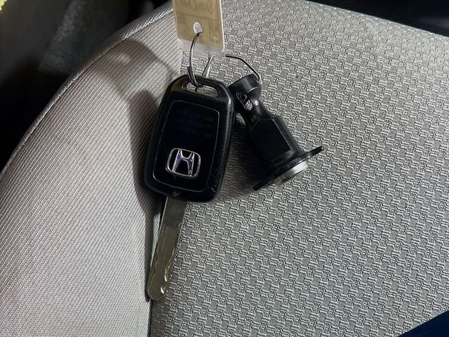 Used 2022 Honda HR-V LX image 33