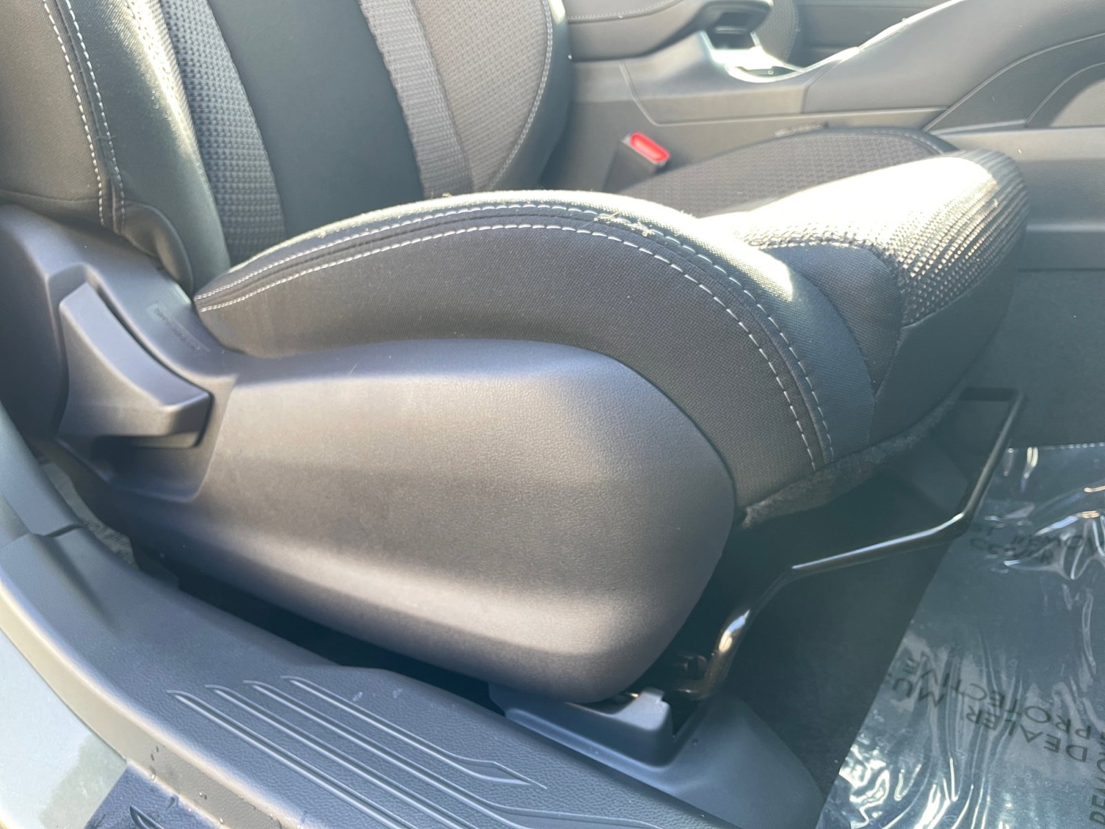 Certified 2025 Subaru Outback Premium w/ Popular Package #1A image 30