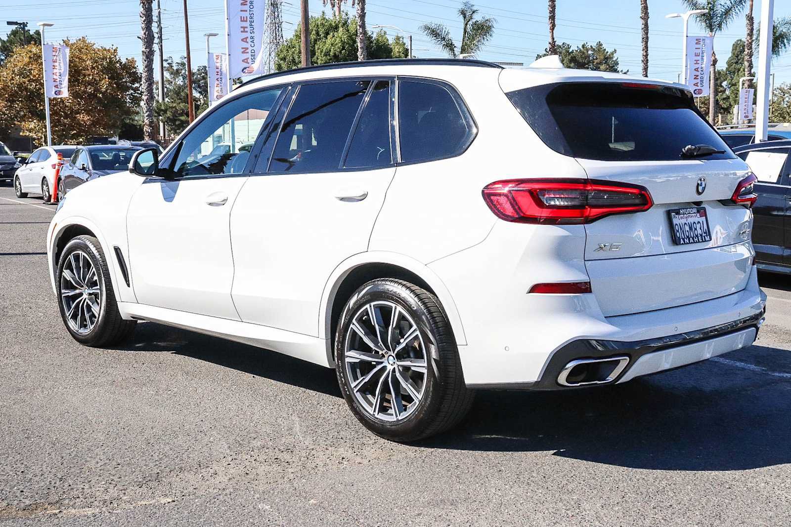 Used 2020 BMW X5 xDrive40i w/ M Sport Package AWD/4WD image 9