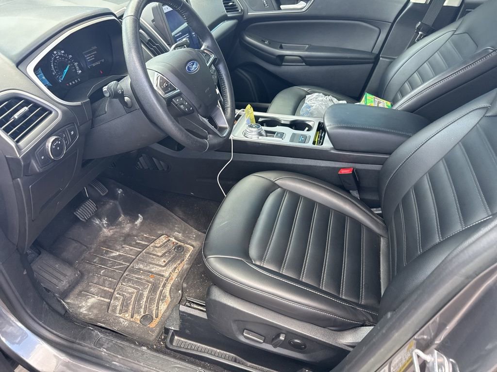 Used 2021 Ford Edge SEL image 16