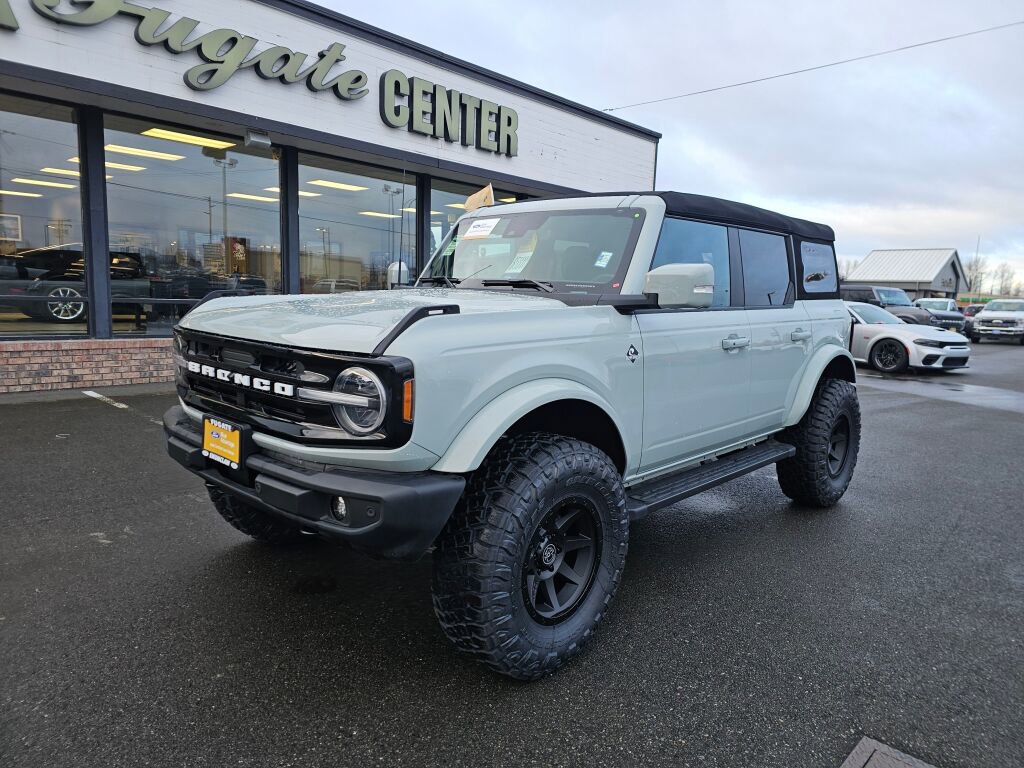 Certified 2024 Ford Bronco Outer Banks image 2